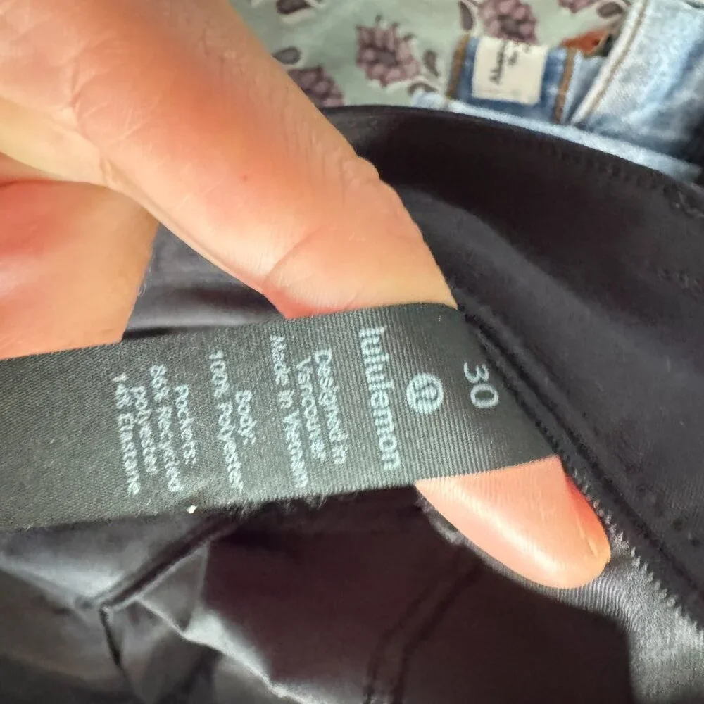 MEN'S LULULEMON ABC Slim Pants Size 30